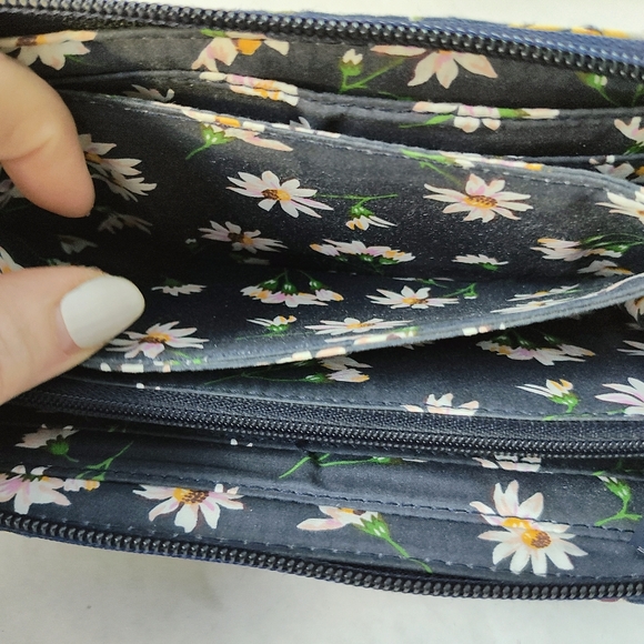 Vera Bradley Sunflower Wallet - Picture 7 of 15